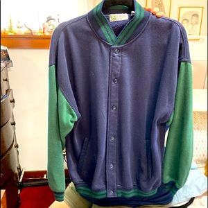 Jacket - Sweatshirt style with snaps